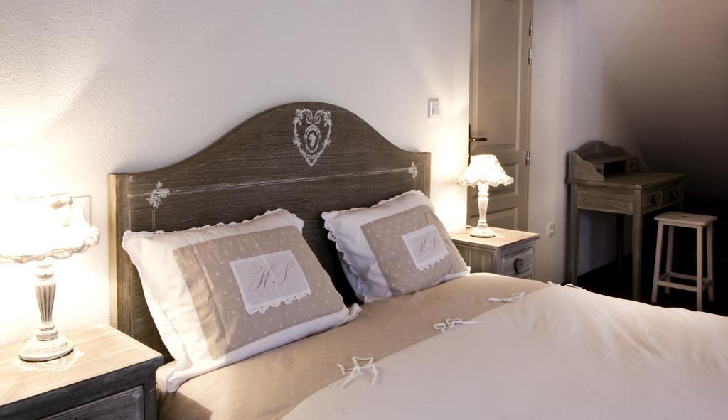 Chambre Le Hupsa Pfannala Saint-Hippolyte  Rum bild